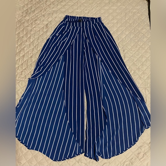 Women Two piece set - Picture 10 of 10